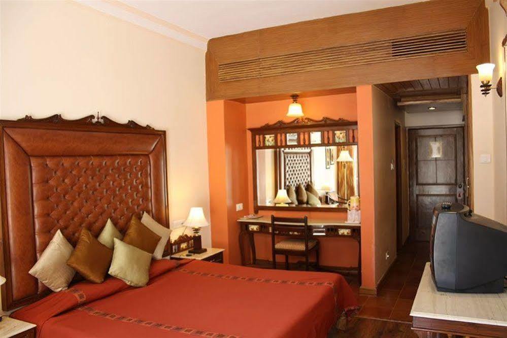 ศินคาร รีเจนซี Hotel มะนาลี ภายนอก รูปภาพ